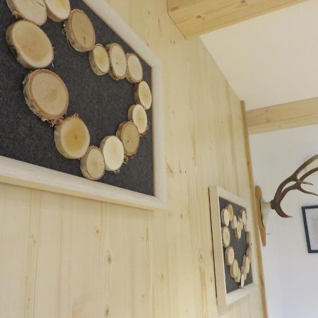 Landhaus Familie Doll Ferienwohnung Emerde Bichl Bagian luar foto